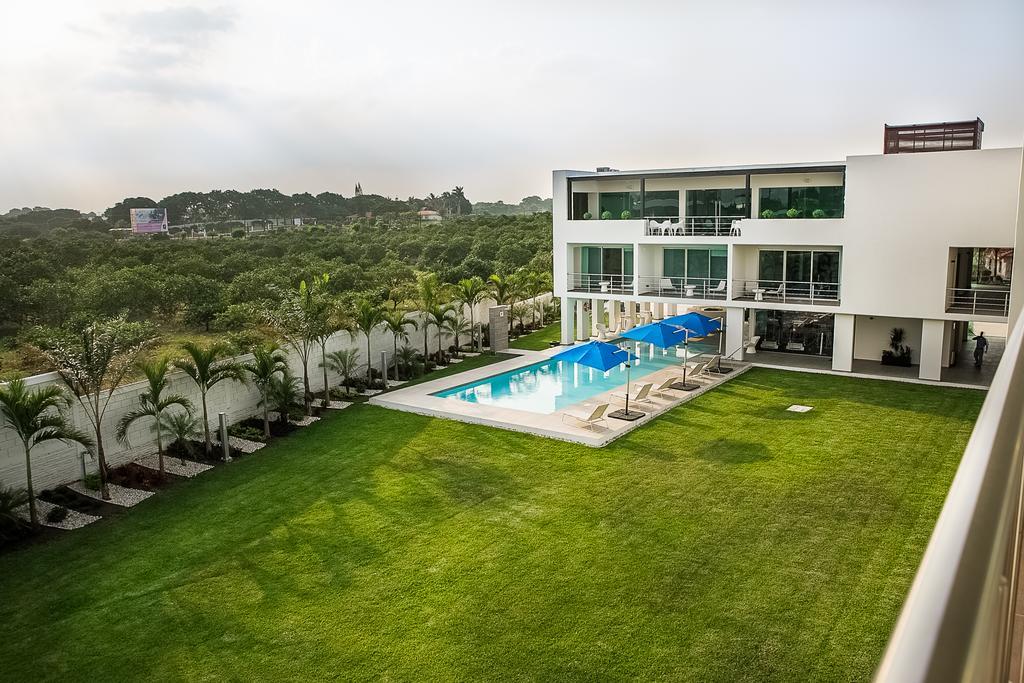 Hotel Aqua Spa & Resort Martínez de La Torre Rum bild